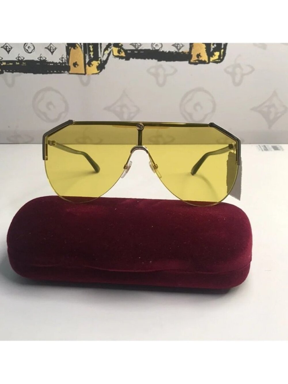 New Authentic Gucci Yellow Lens Sunglasses GG0584s 004 - Picture 13 of 13